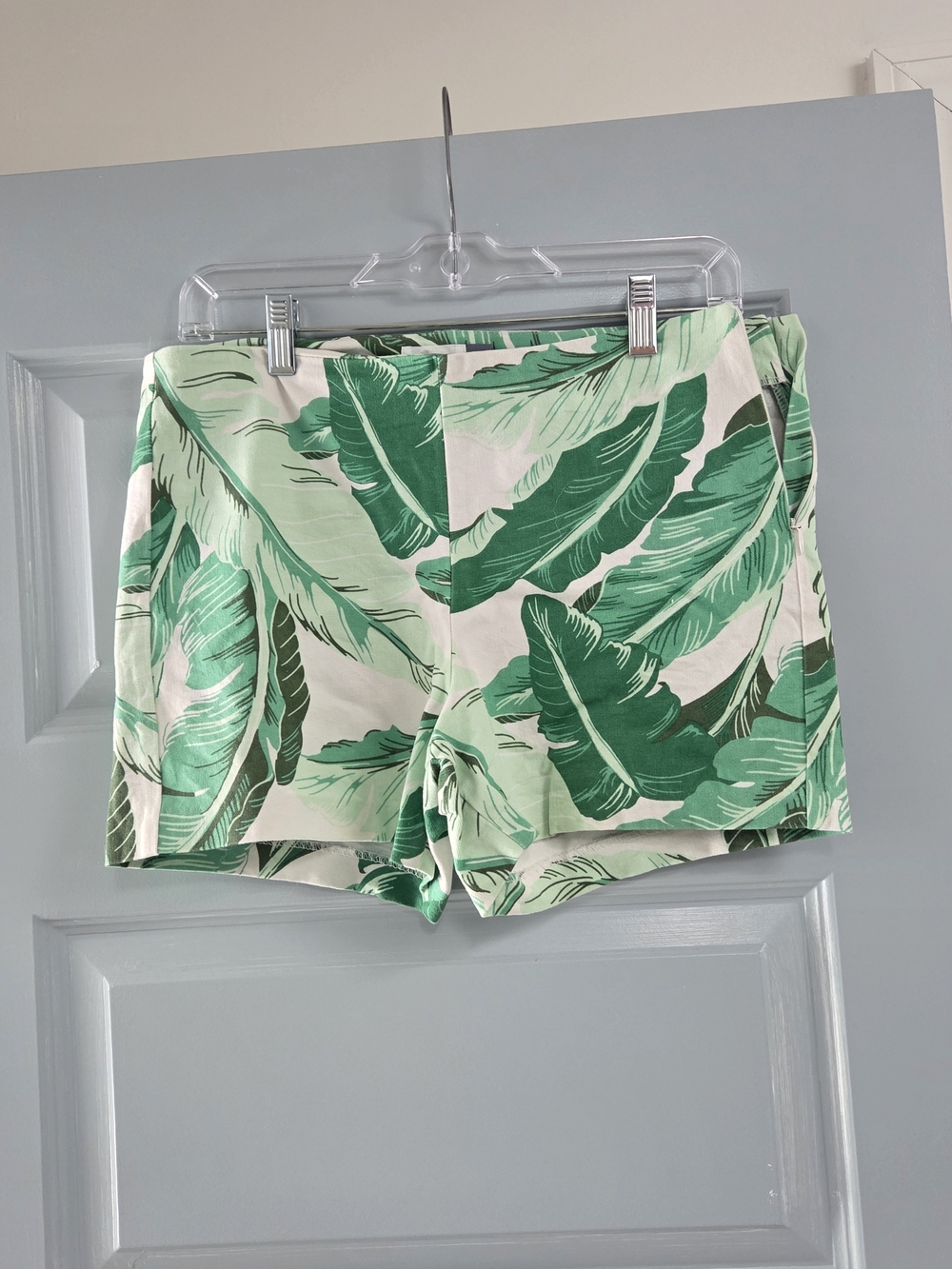 Old Navy Green Tropical Leaf High-Waist Shorts